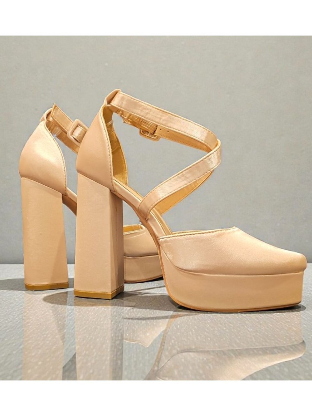Block Heel Satin Platform Shoes With Cross-Strap Design Elegant Champagne Evenin